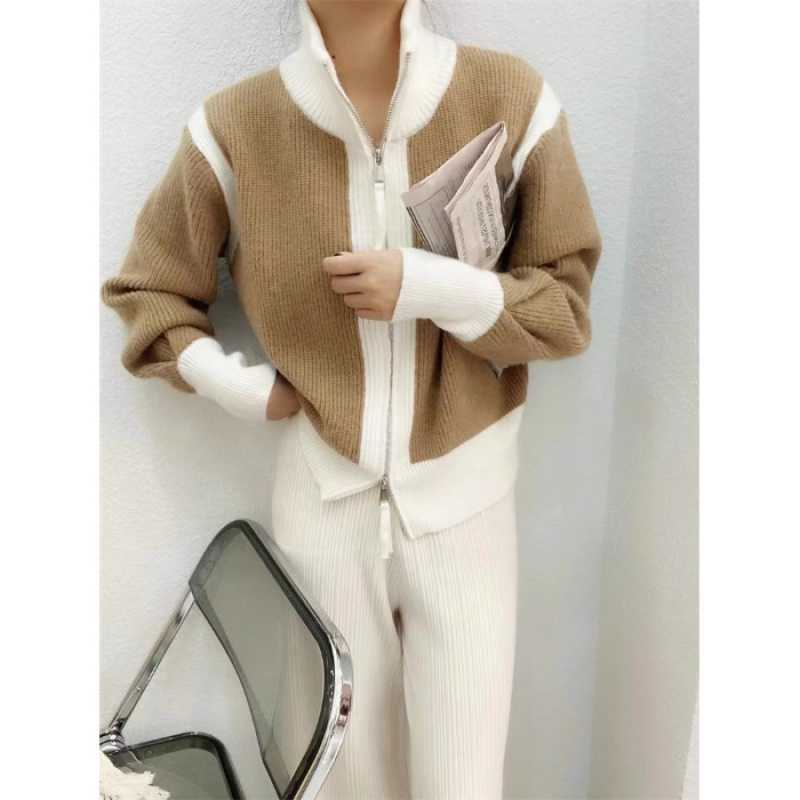 Svea | Zip-cardigan i Camel, forfra