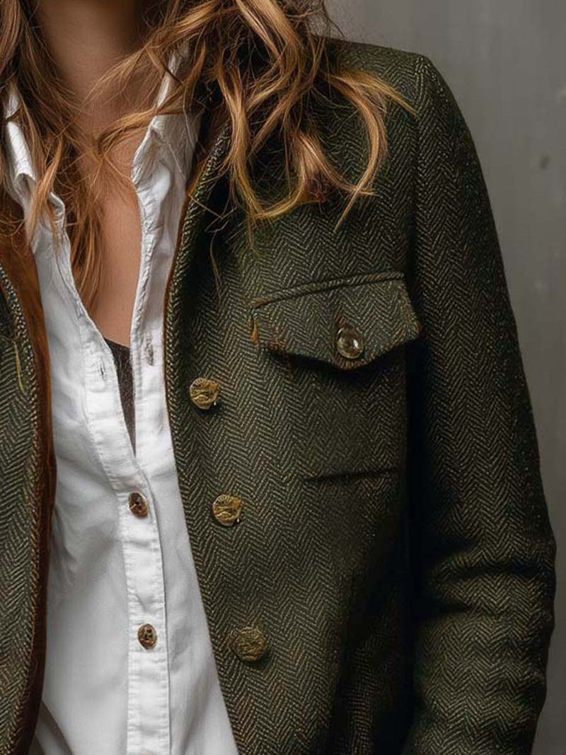 Dorthe | Sildebensblazer i Olivengrøn, forfra