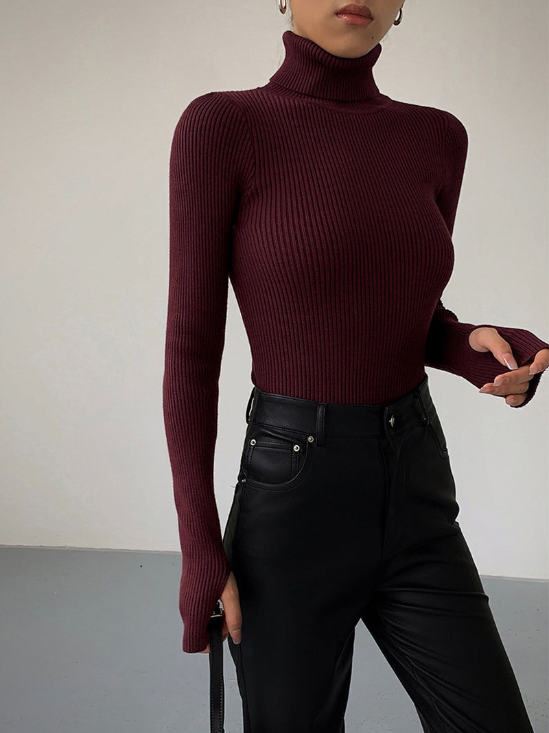 Birthe | Ribstrikket Rullekrave, styling