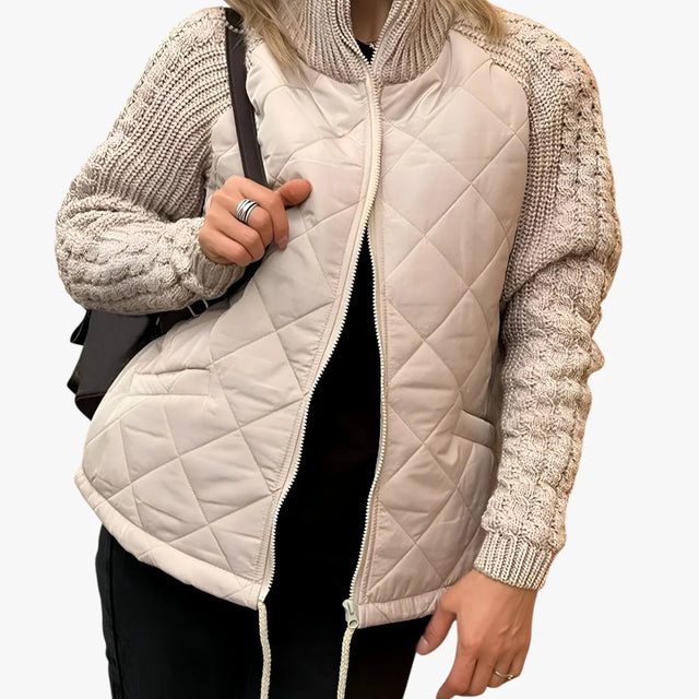 Ditte | Quiltet jakke i Beige, forfra