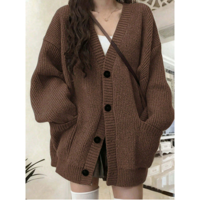 Signy | Cardigan i Kaffebrun, forfra