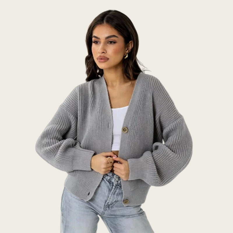 Elly | Cardigan i Grå, forfra