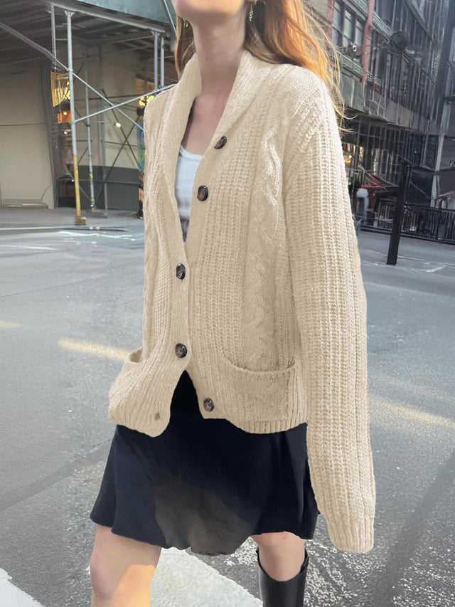 Gunilla | Cardigan i Abrikos, forfra