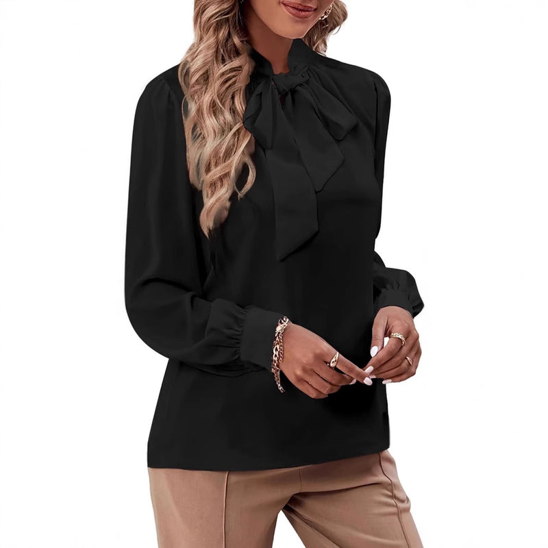 Tyra | Bluse med sløjfekrave i Sort, forfra