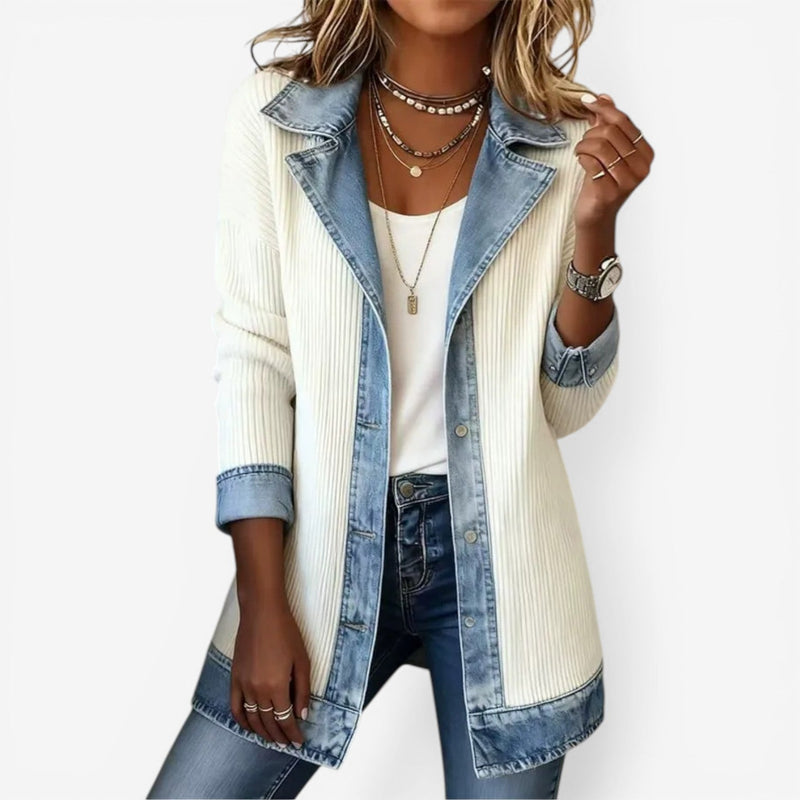 Therese | Blazer i Hvid, forfra
