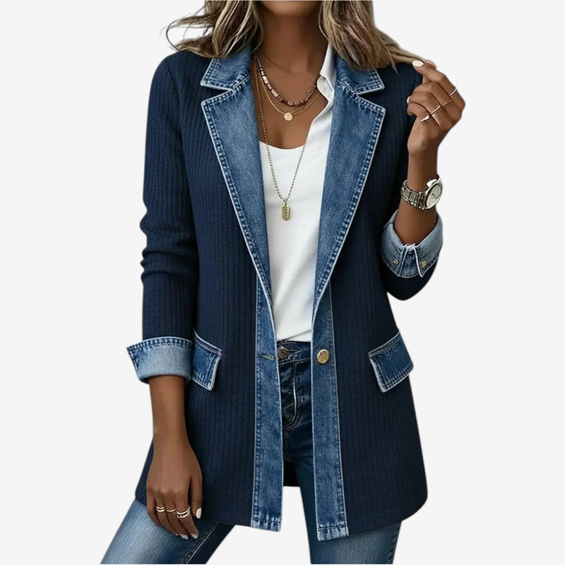 Therese | Blazer i Mørkeblå, forfra