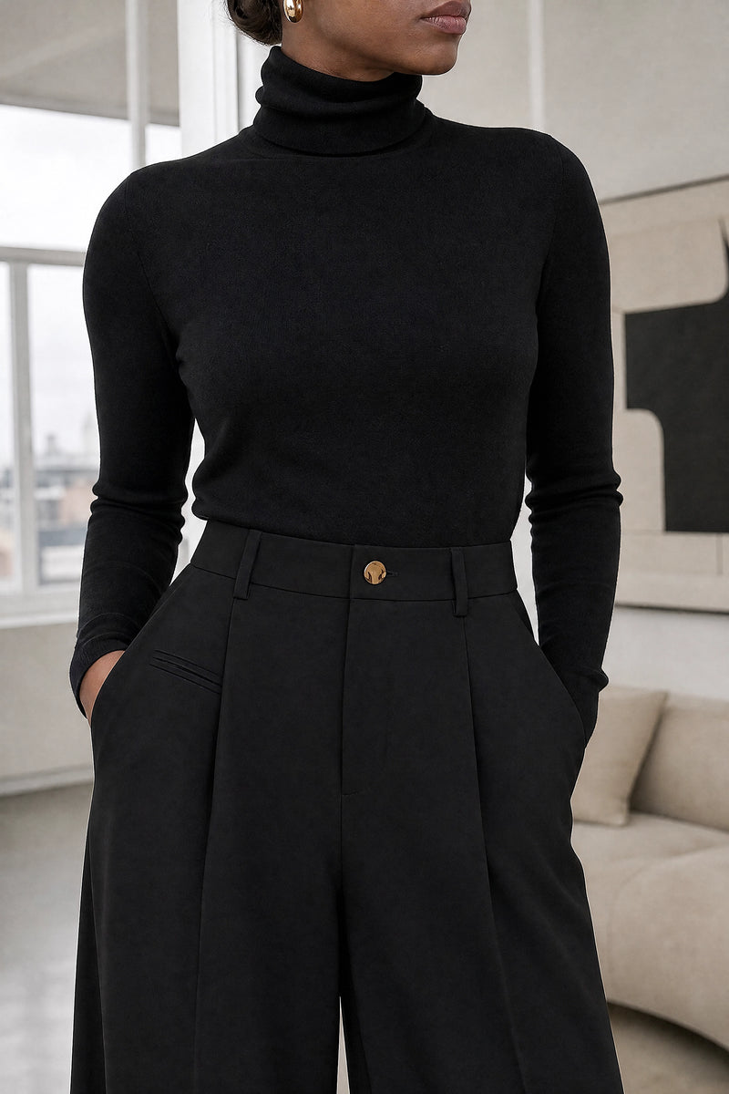 Alina | Wide Leg Trousers in Black, fabric close-up