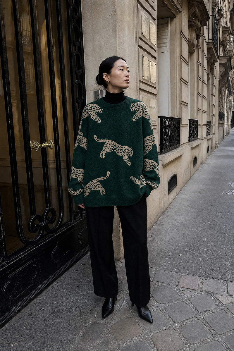 SOFAINE-V7-LIFE-Amber | Leopard Print Sweater in Dark Green, street-style view