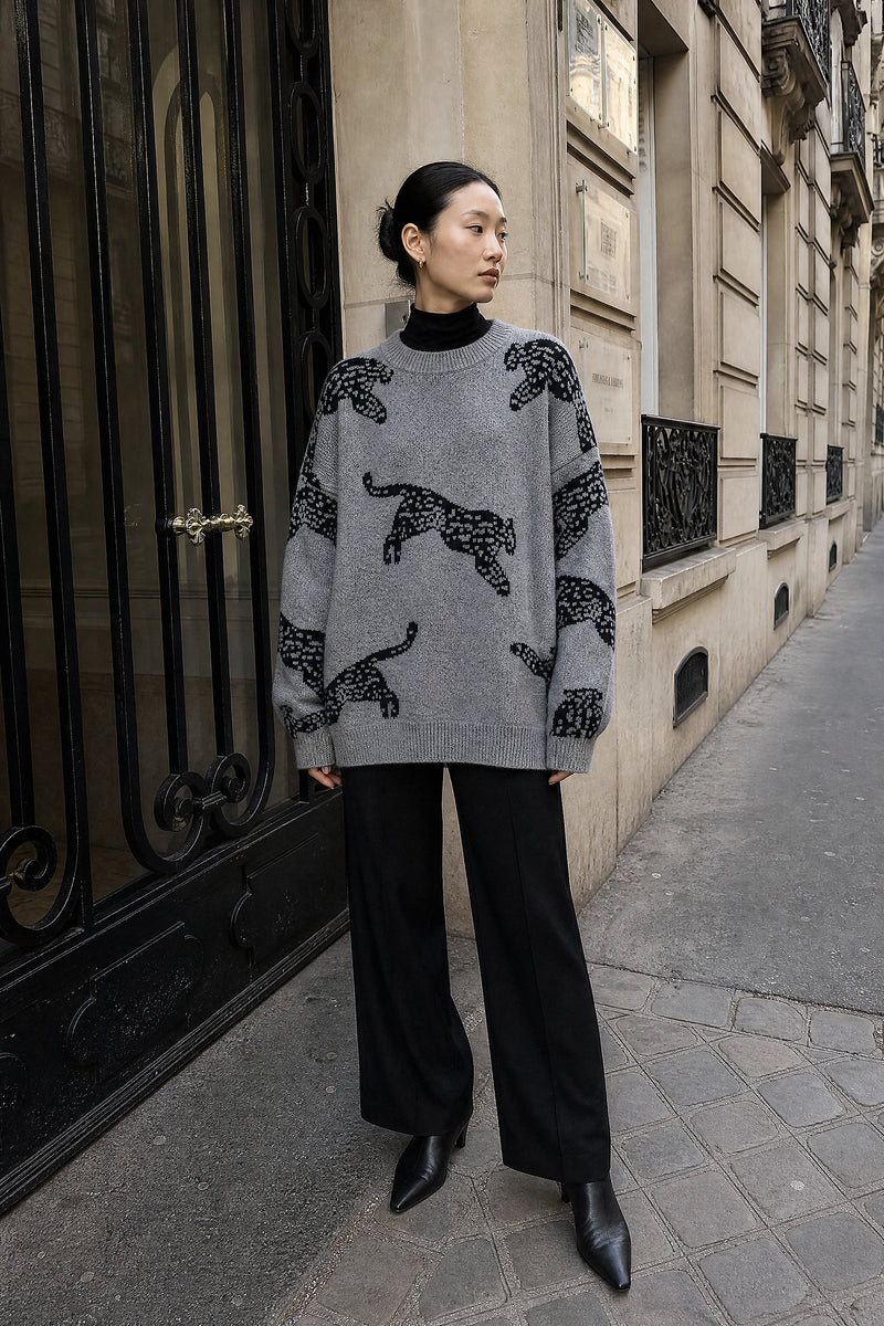 SOFAINE-V7-LIFE-Amber | Leopard Print Sweater in Gray, street-style view