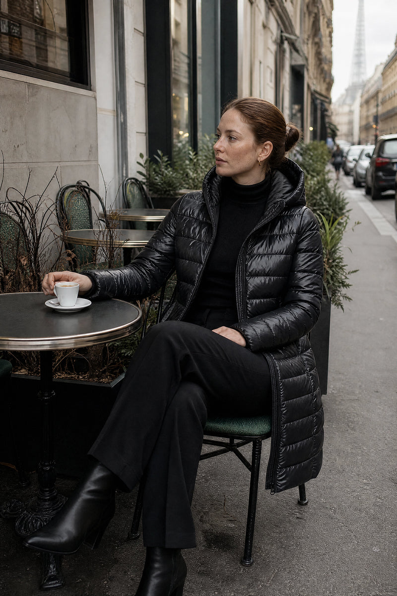 SOFAINE-V7-LIFE-Anika | Hooded Down Jacket in Black, café scene
