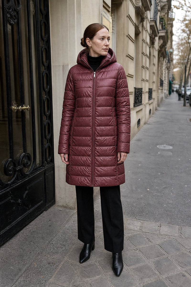 SOFAINE-V7-LIFE-Anika | Hooded Down Jacket in Wine Red, street-style view