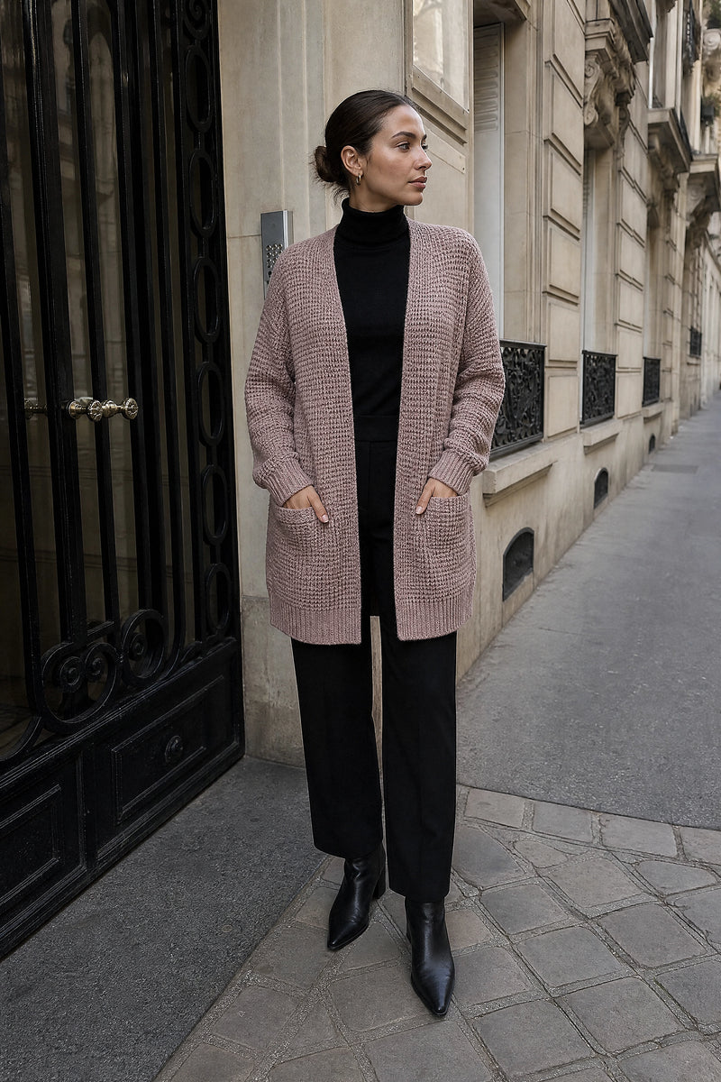 SOFAINE-V7-LIFE-Bexley | Merino-Style Cardigan in Pink, street-style view