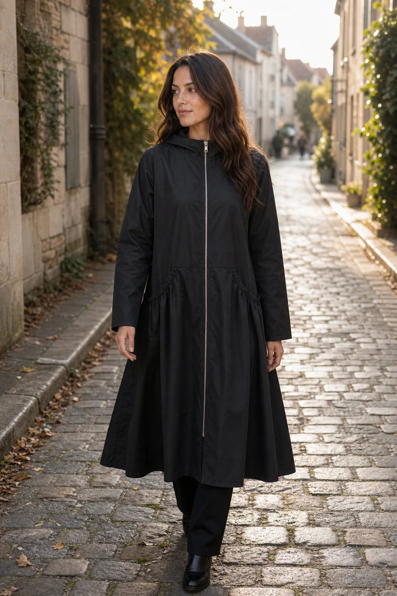 SOFAINE-V7-LIFE-Gretchen | Hooded Zip-Up Coat in Black, street-style view