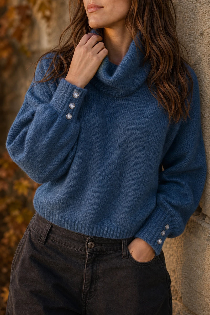 SOFAINE-V7-LIFE-Ivory | Button-Cuff Turtleneck Sweater in Blue, detail close-up