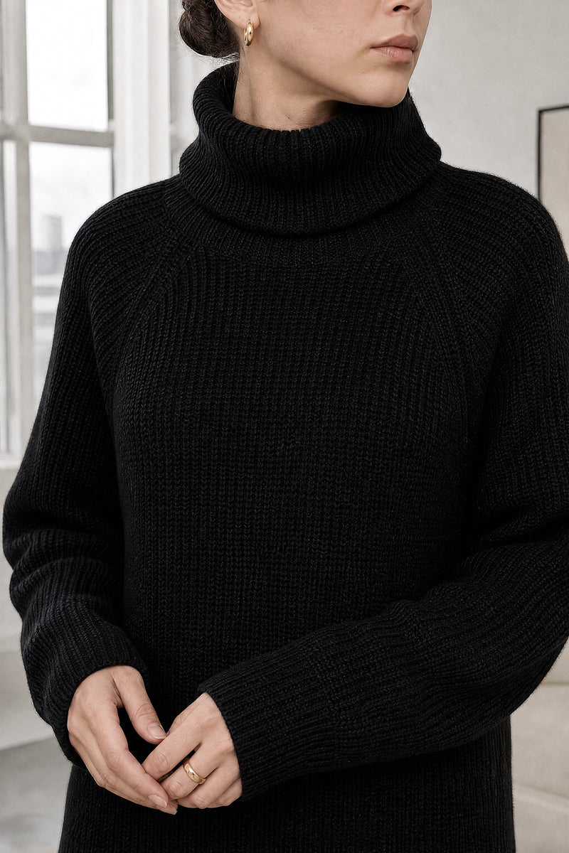 Blythe | Ribbed Turtleneck Dress in Black, fabric close-up