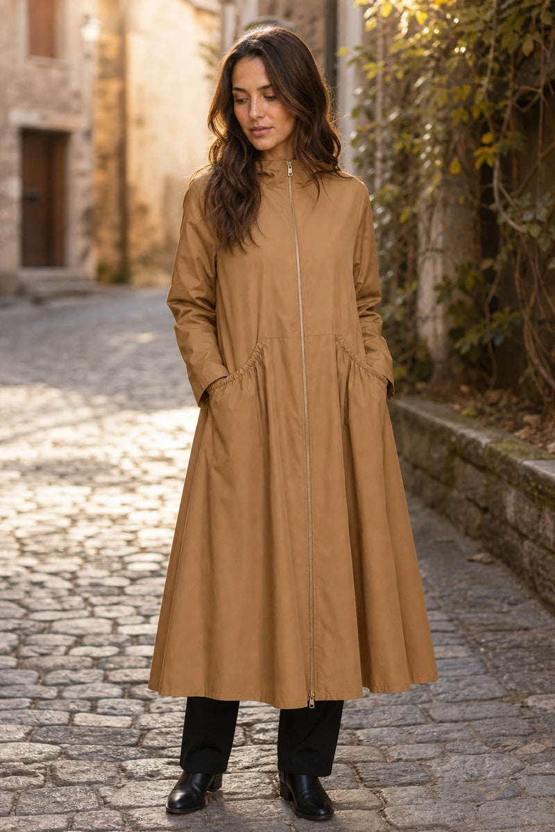 SOFAINE-V7-LIFE-Gretchen | Hooded Zip-Up Coat in Caramel, street-style view