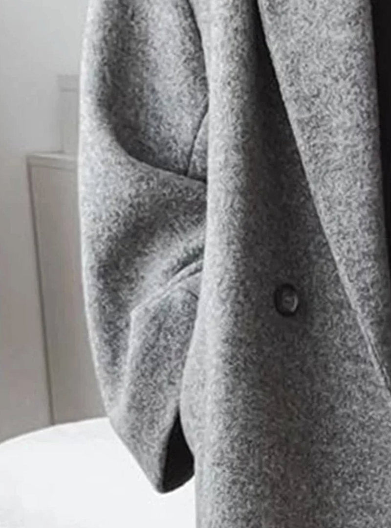 Long Oversized Wool-Look Coat for Women with Notch Lapels and Pockets in Gray, button close-up