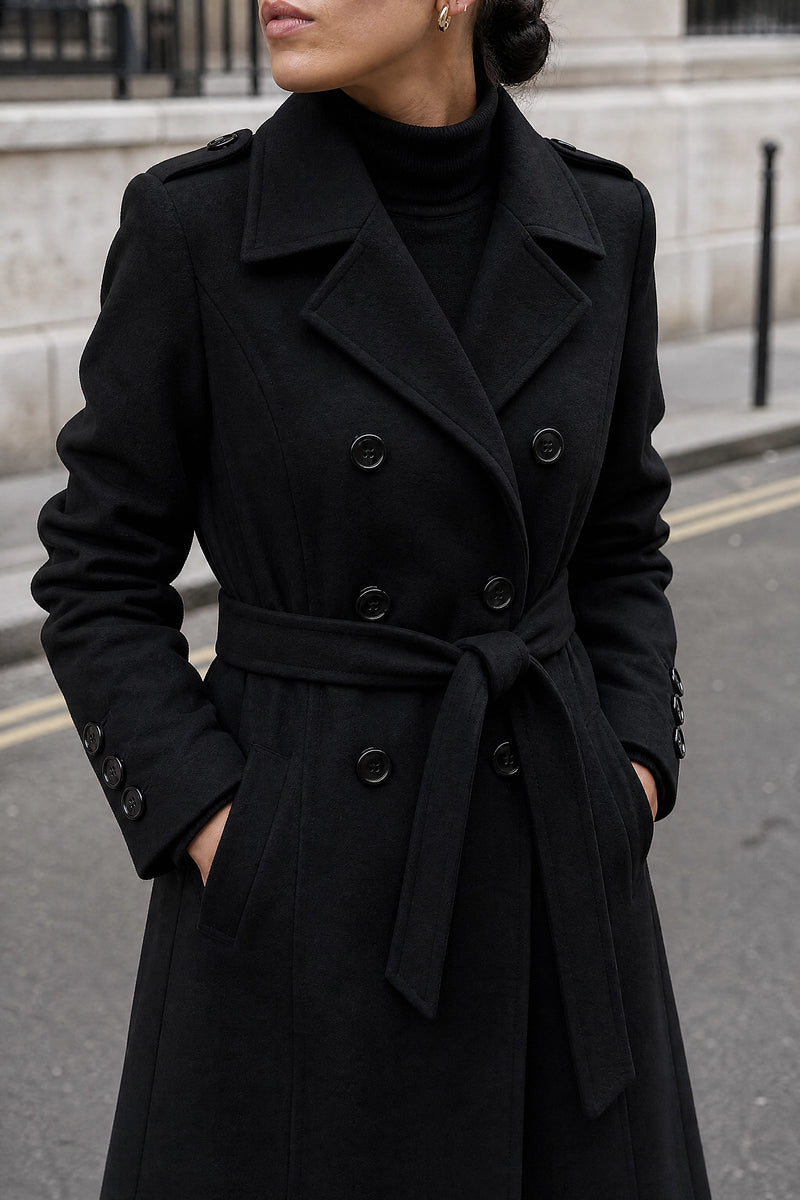 SOFAINE-V7-LIFE-Charley | Double-Breasted Trench Coat in Black, detail close-up