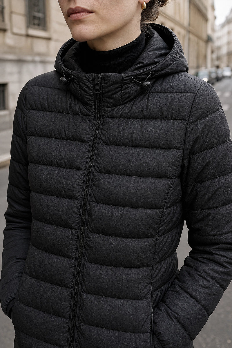 SOFAINE-V7-LIFE-Ciara | Hooded Textured Jacket in Black, detail close-up