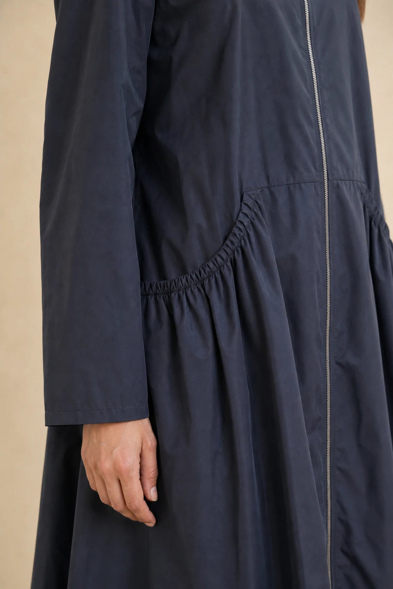 Gretchen | Hooded Zip-Up Coat in Dark Blue, fabric close-up