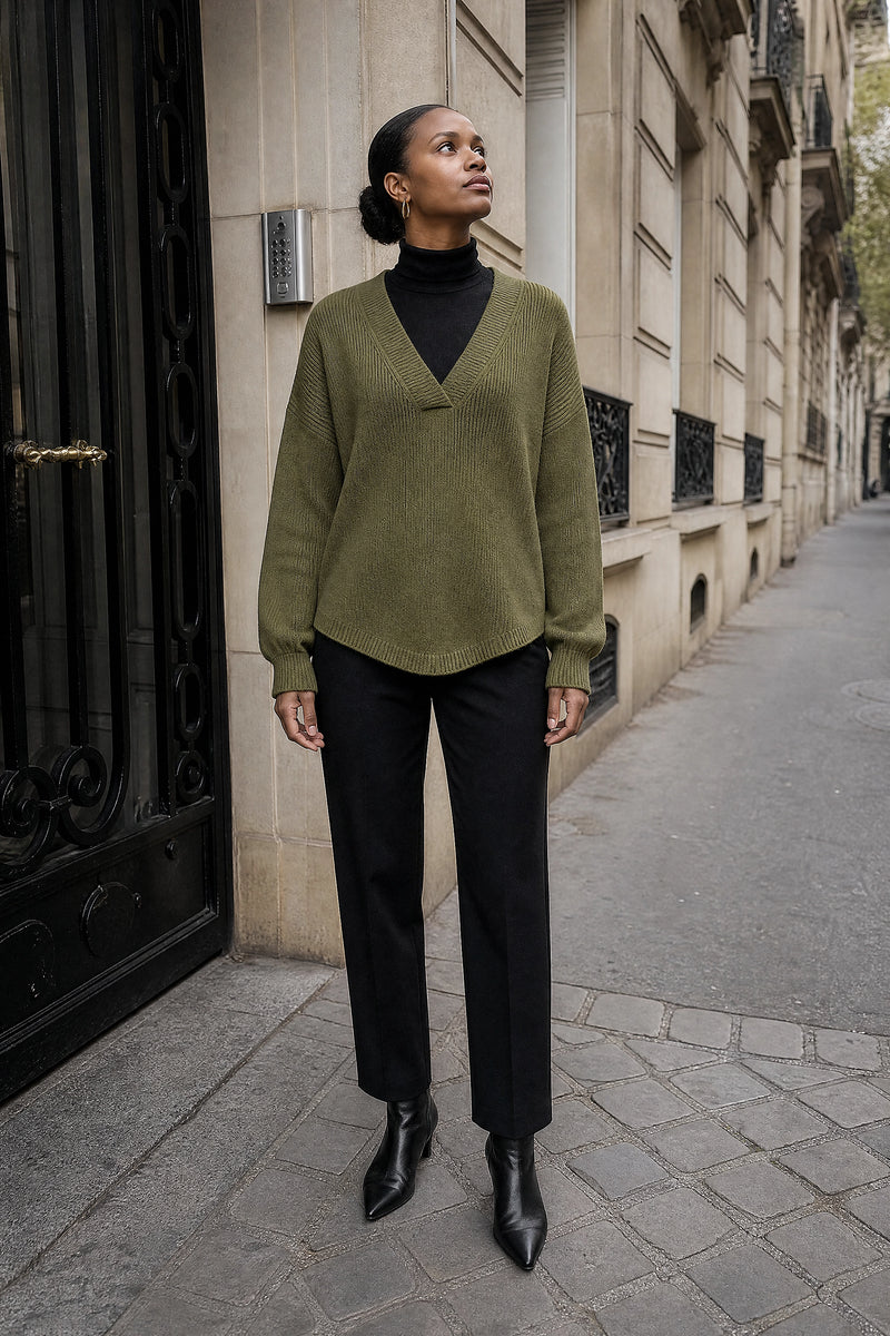 SOFAINE-V7-LIFE-Dawn | V-Neck Sweater in Olive, street-style view