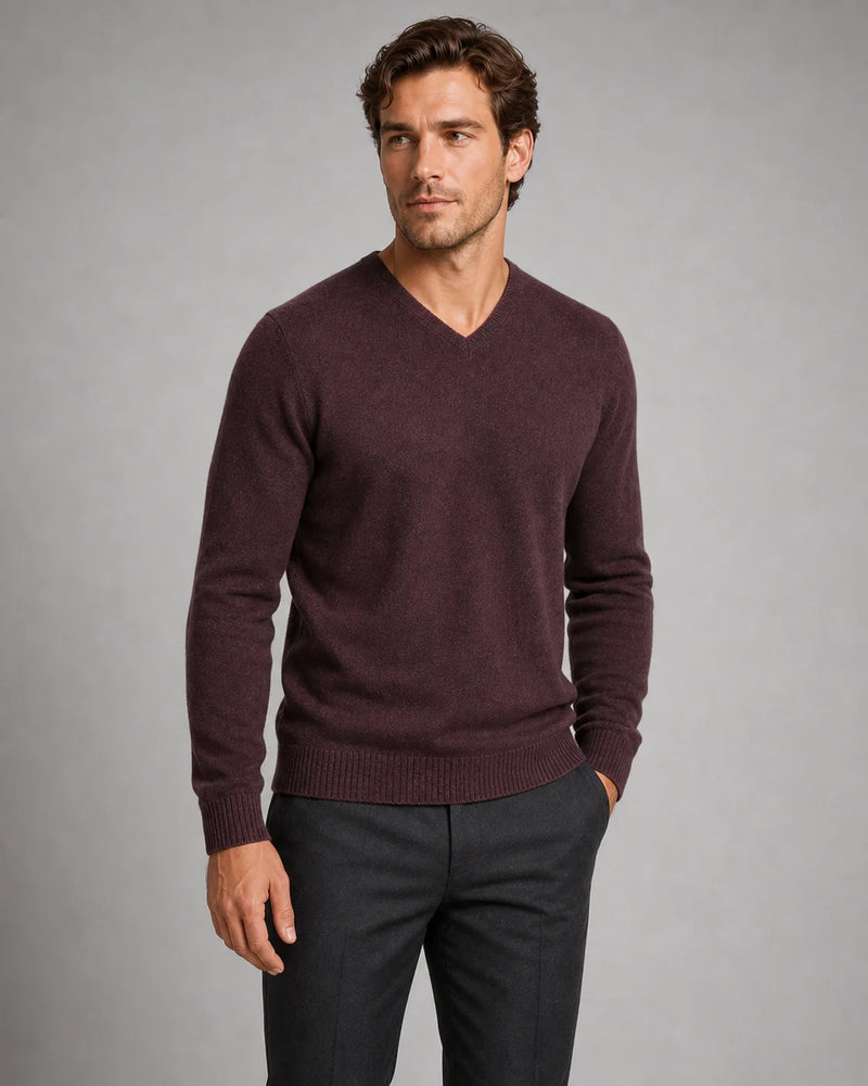 Sofaine Ezekiel cashmere V-neck sweater in Burgundy, worn front