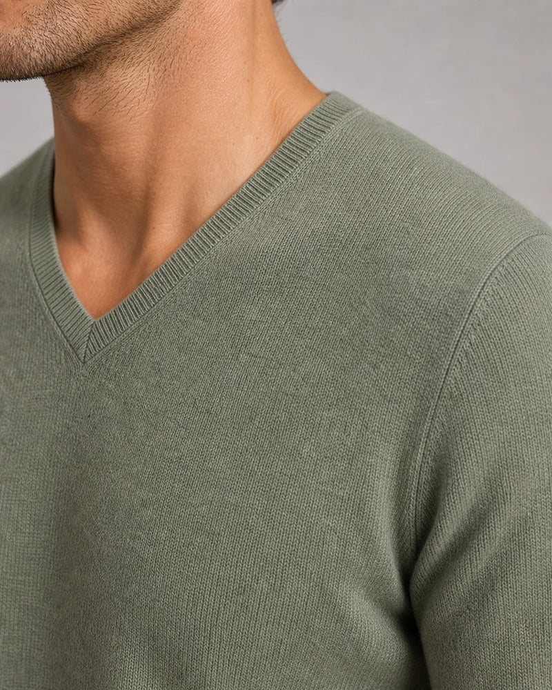 Sofaine Ezekiel cashmere V-neck sweater in Green, ribbed V-neck knit detail