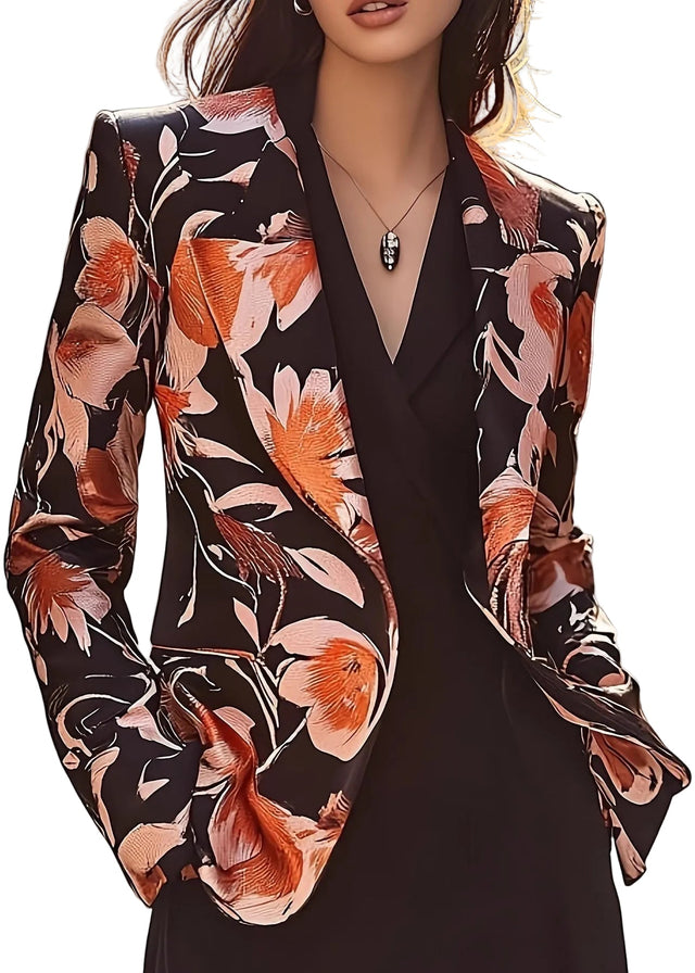 Hillevi | Blazer i Blomstret, forfra