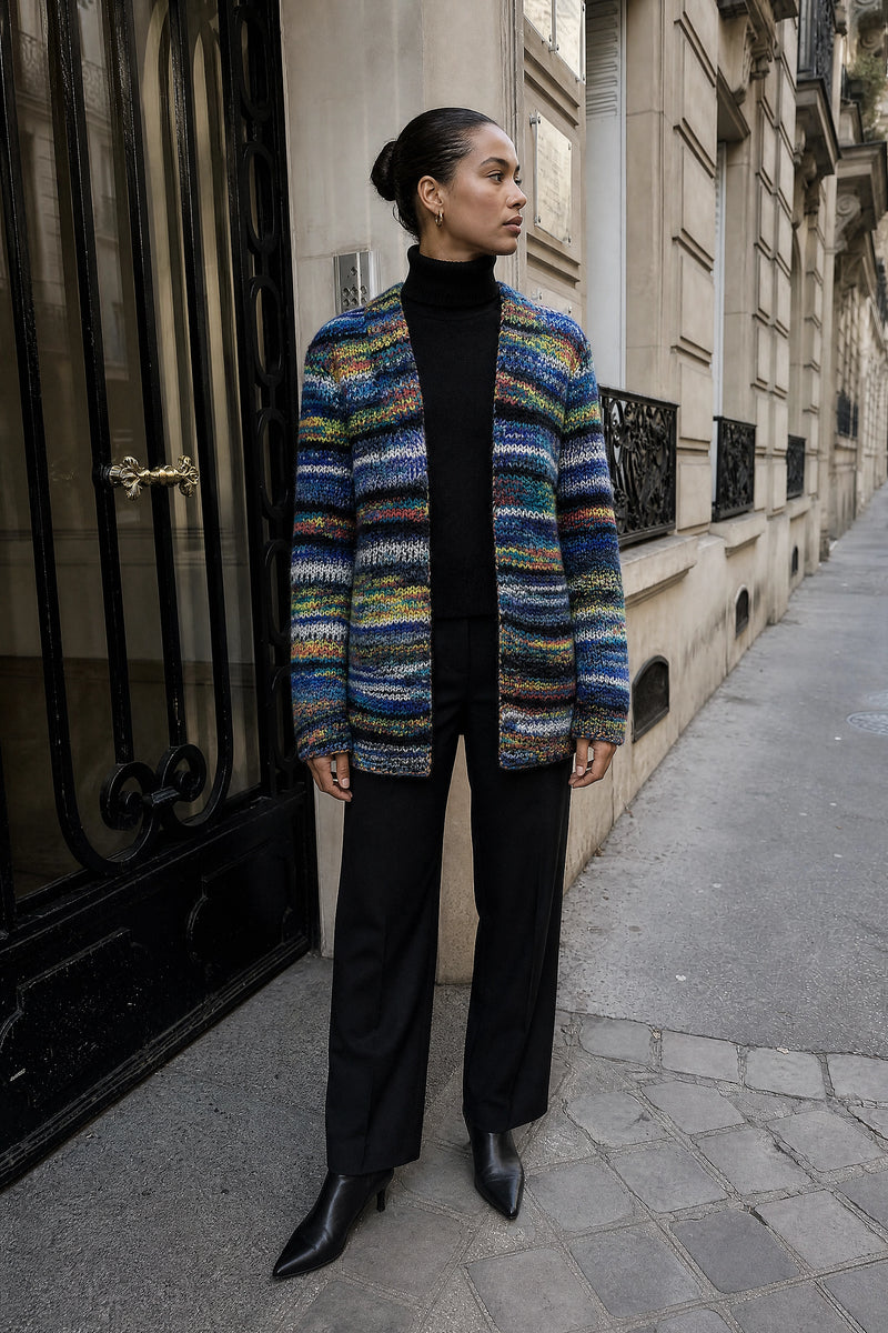 SOFAINE-V7-LIFE-Fatima | Rainbow Stripe Cardigan in Blue, street-style view
