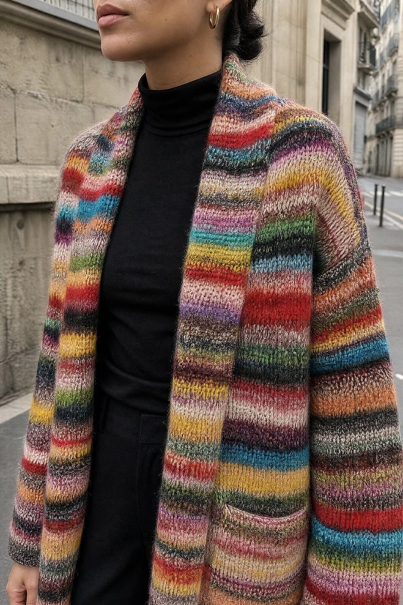 SOFAINE-V7-LIFE-Fatima | Rainbow Stripe Cardigan in Red, detail close-up