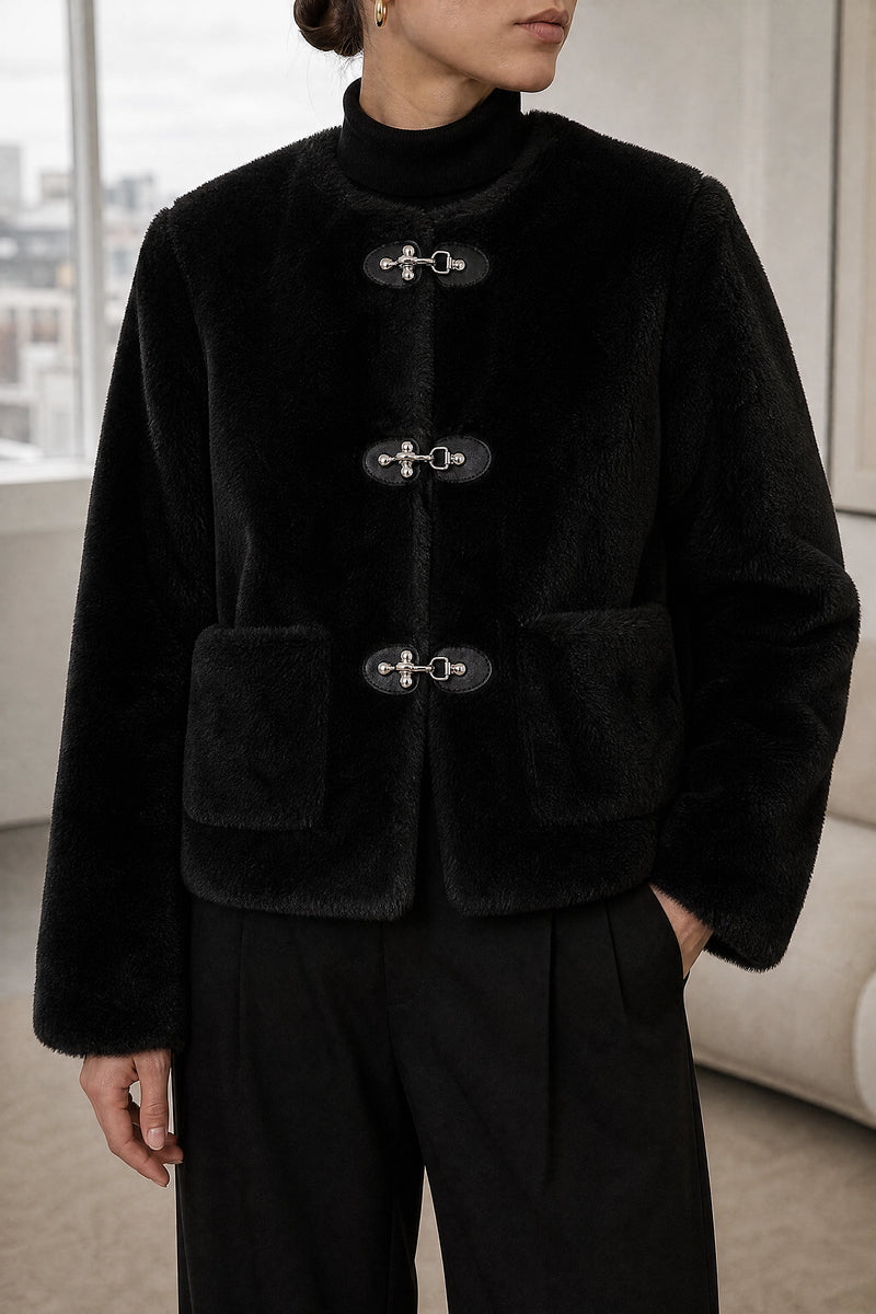 Hattie | Fleece Jacket in Black, fabric close-up