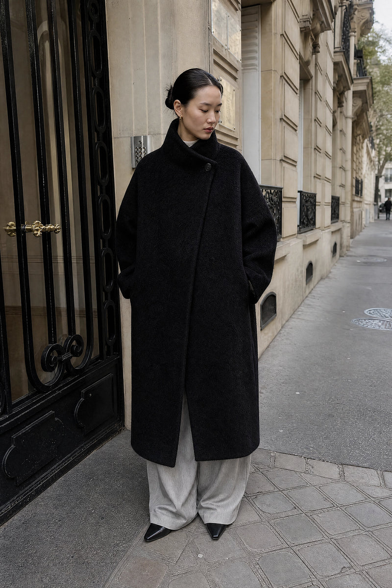SOFAINE-V7-LIFE-Hester | Asymmetric Coat in Carbon Black, street-style view