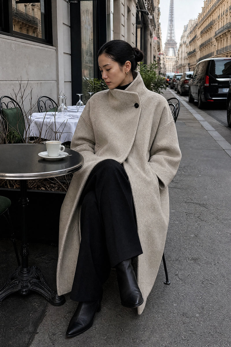 SOFAINE-V7-LIFE-Hester | Asymmetric Coat in Flower Rice, café scene