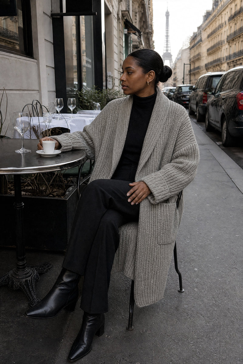 SOFAINE-V7-LIFE-India | Open-Front Cardigan in Grey, café scene