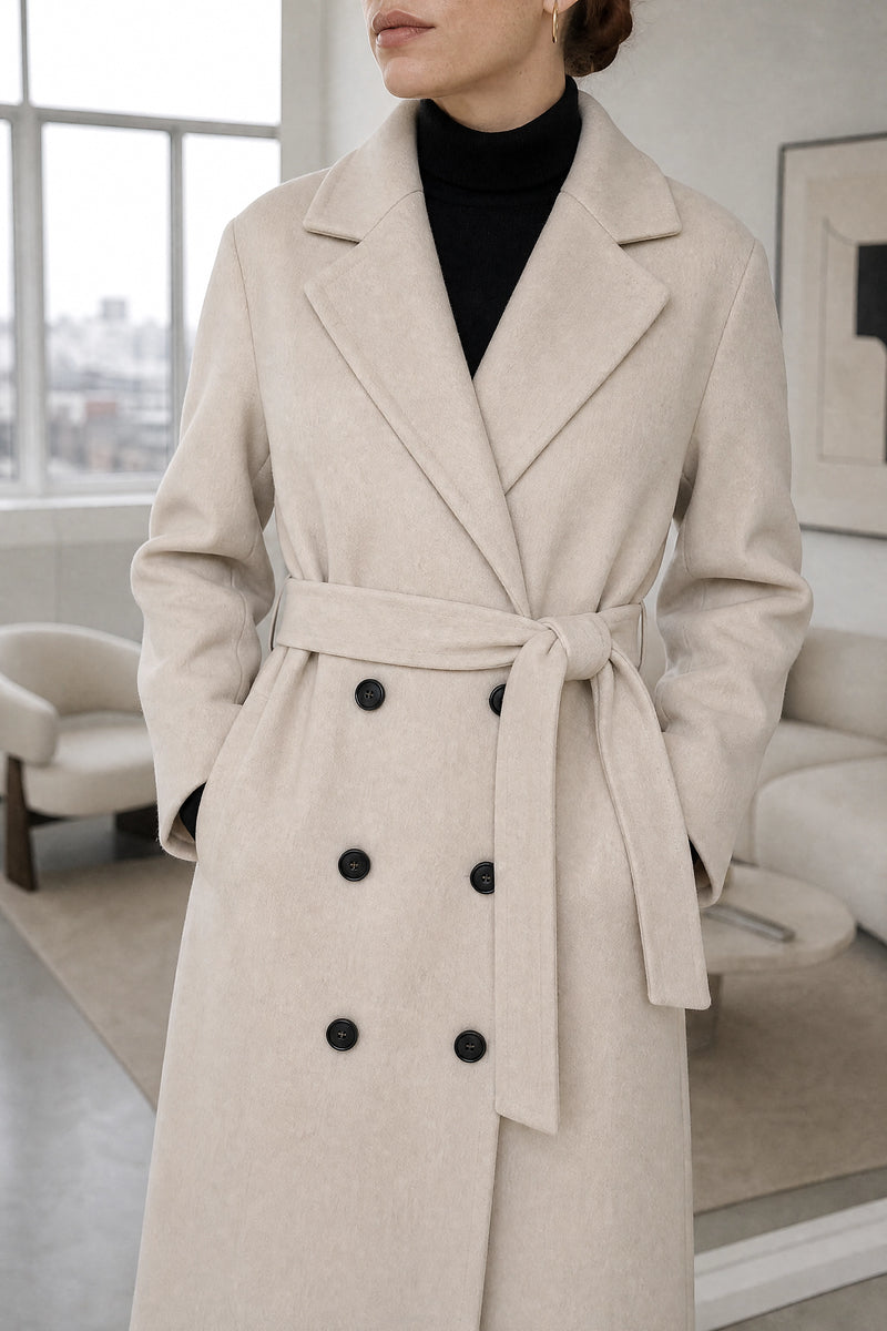 Isabelle | Belted Trench Coat in Beige, fabric close-up
