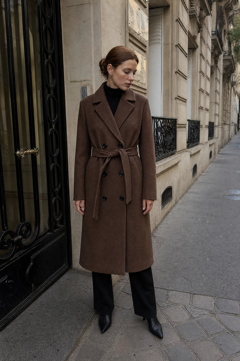SOFAINE-V7-LIFE-Isabelle | Belted Trench Coat in Dark Brown, street-style view