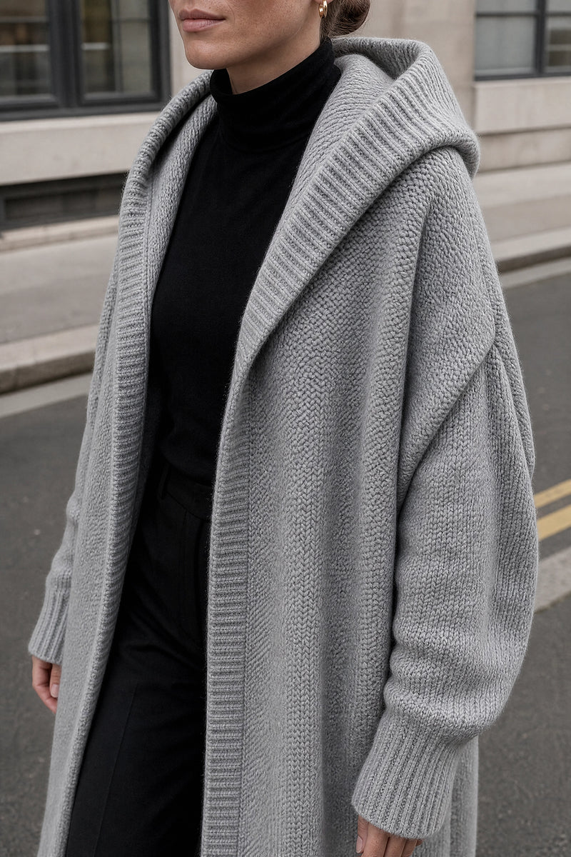 SOFAINE-V7-LIFE-Ivy | Hooded Cardigan in Gray, detail close-up