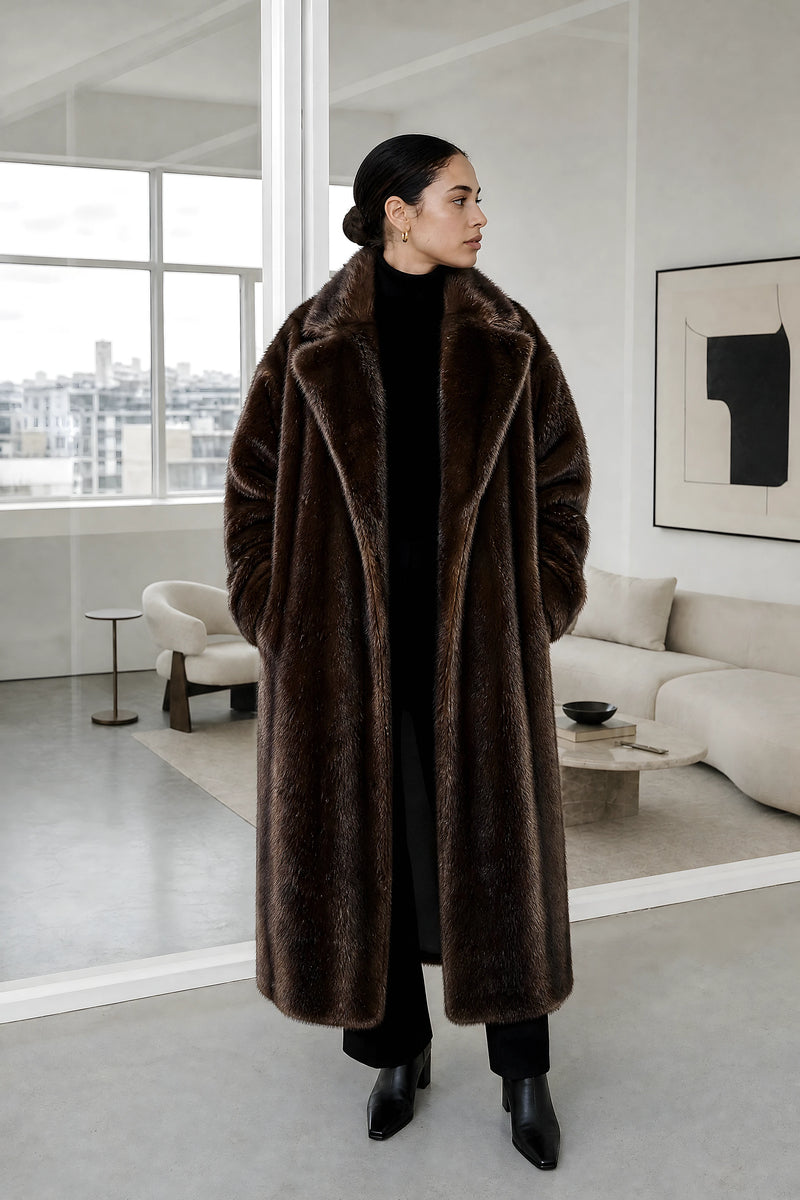 Jeanette | Faux Fur Coat in Brown, fabric close-up