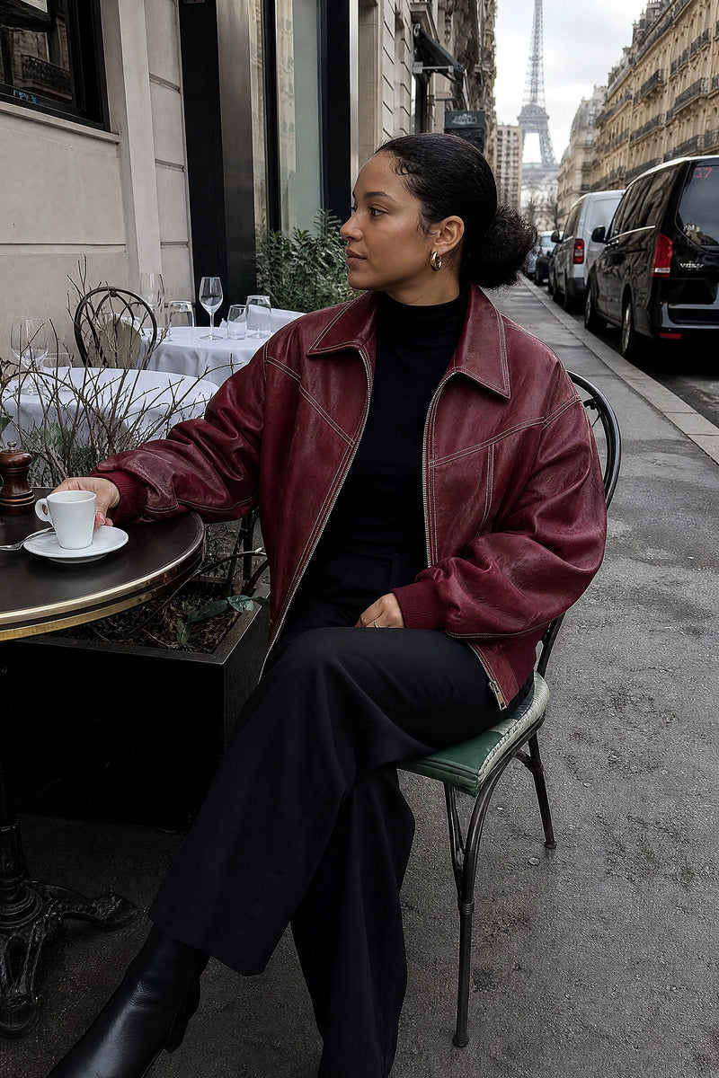 SOFAINE-V7-LIFE-Jolene | Bomber Jacket in Burgundy, café scene