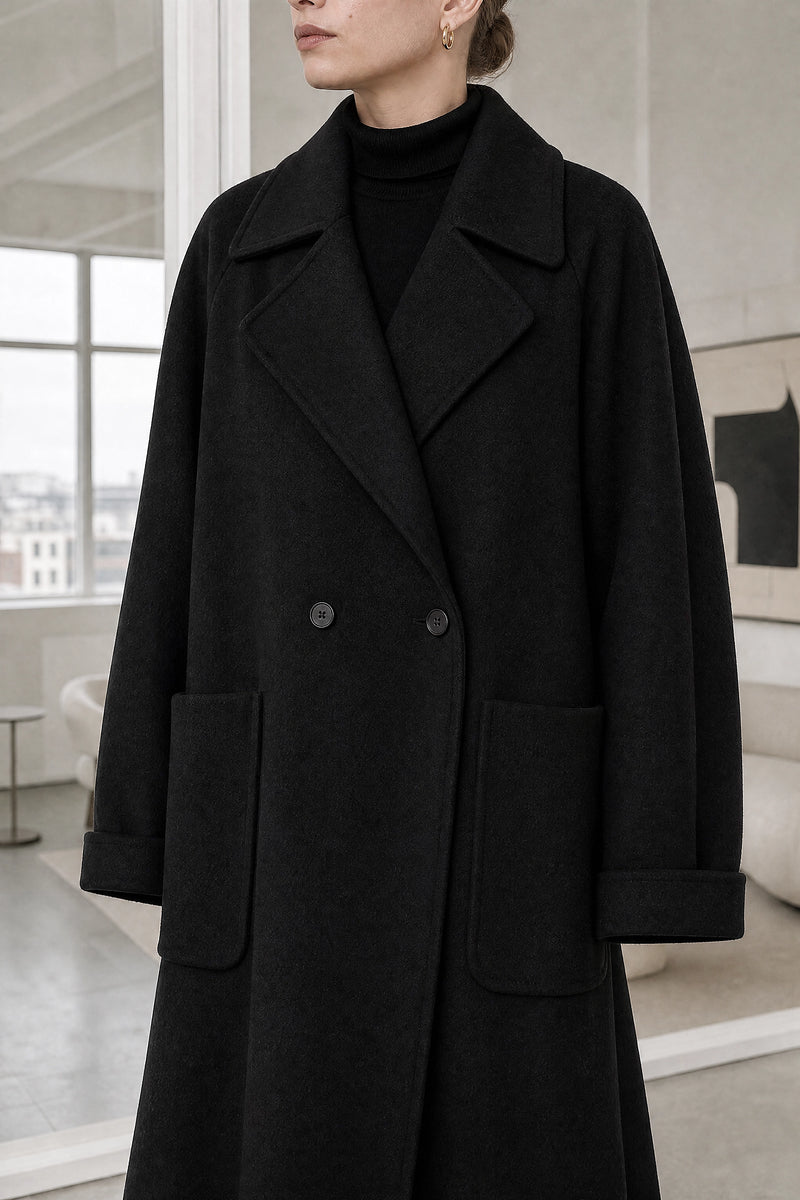 Julie | Wool-Feel Coat in Black, fabric close-up