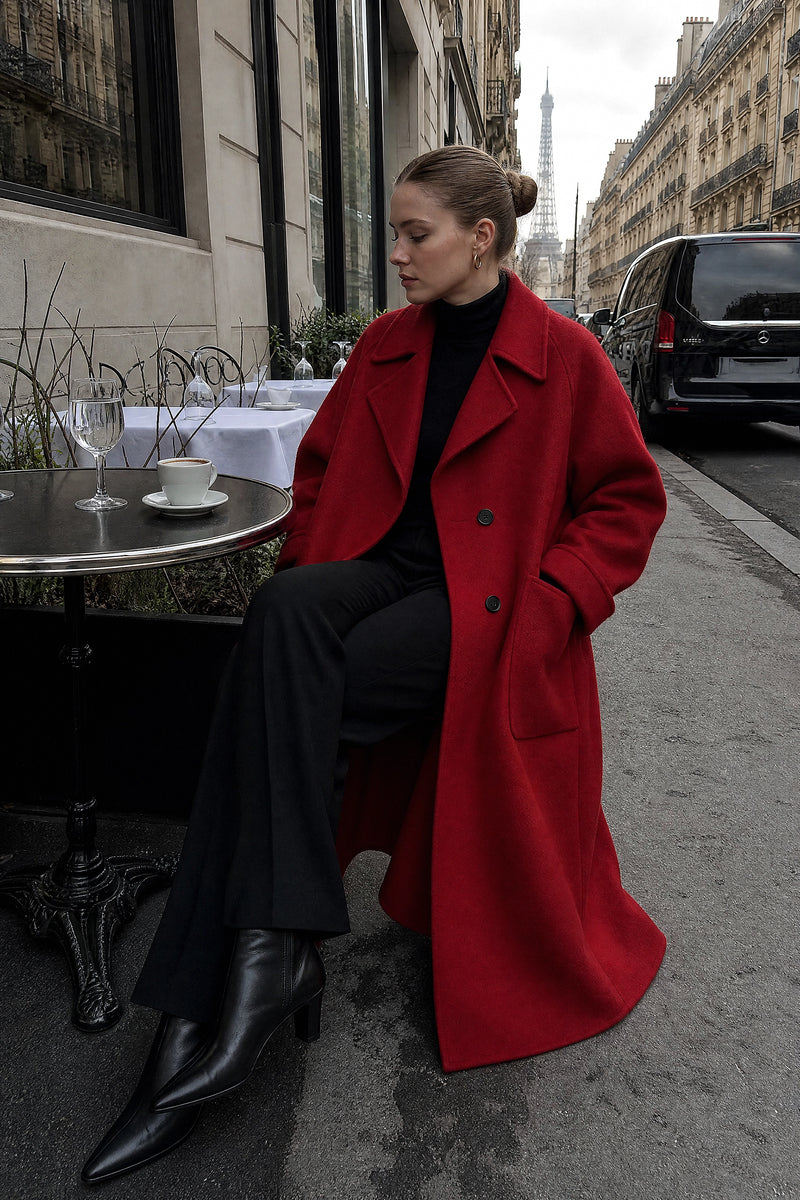 SOFAINE-V7-LIFE-Julie | Wool-Feel Coat in Red, café scene