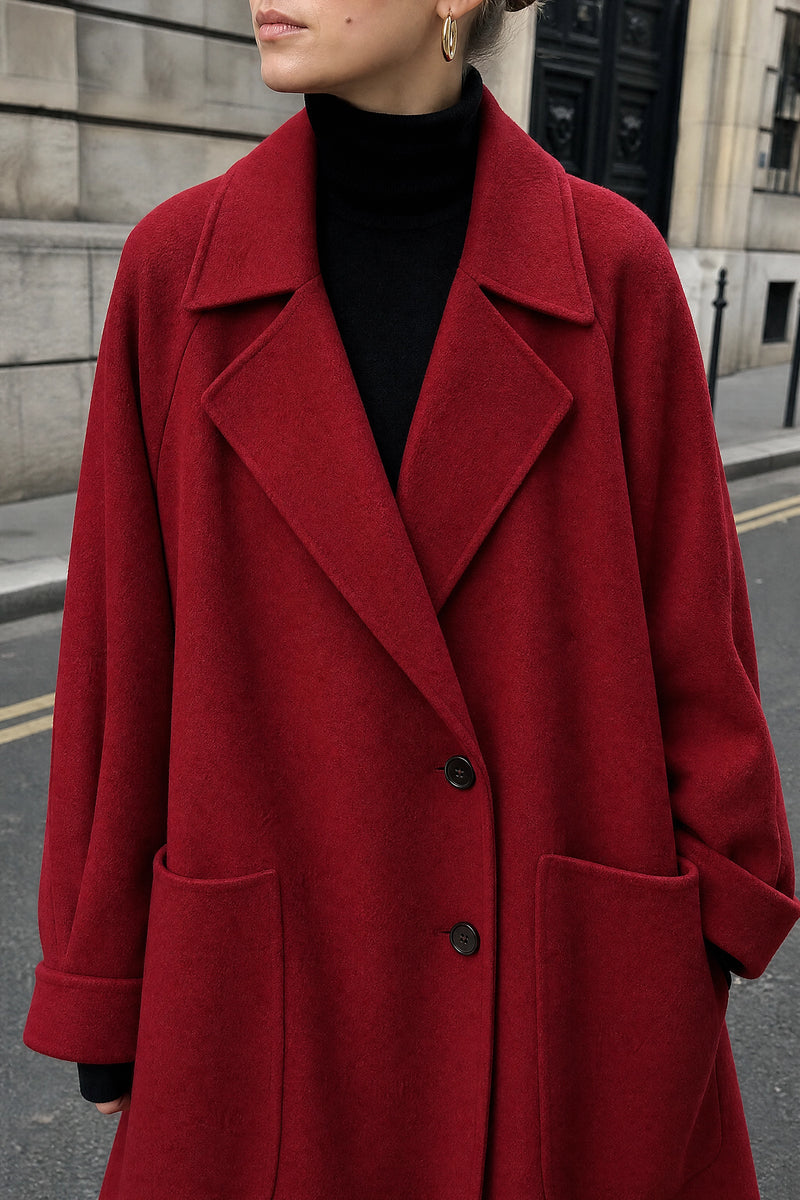 SOFAINE-V7-LIFE-Julie | Wool-Feel Coat in Red, detail close-up