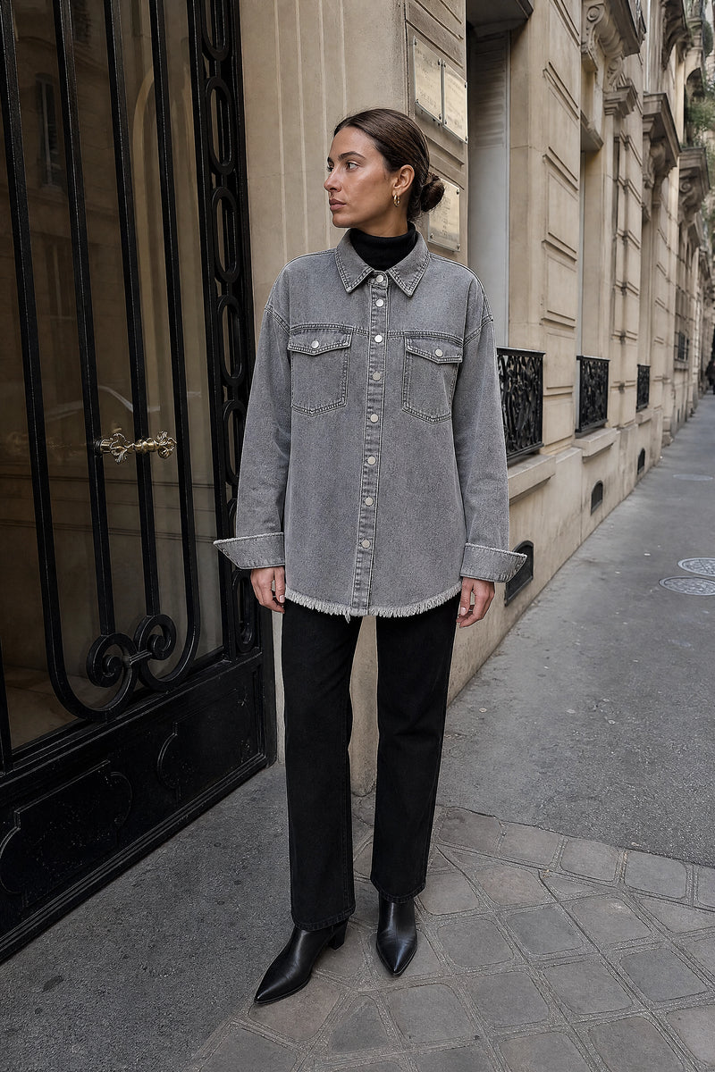 SOFAINE-V7-LIFE-Katherine | Denim-Style Jacket in Grey, street-style view