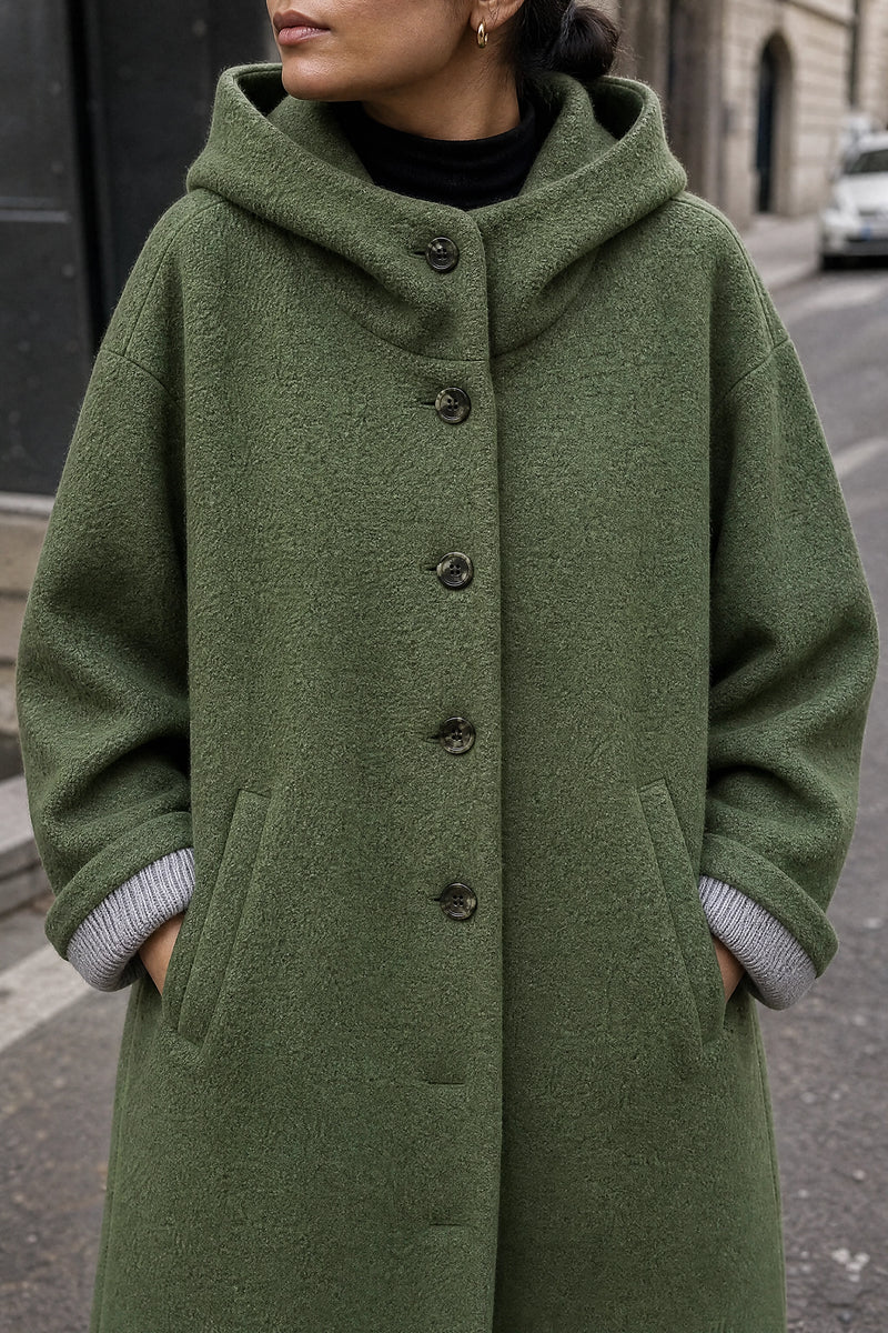SOFAINE-V7-LIFE-Lana | Hooded Longline Coat in Green, detail close-up