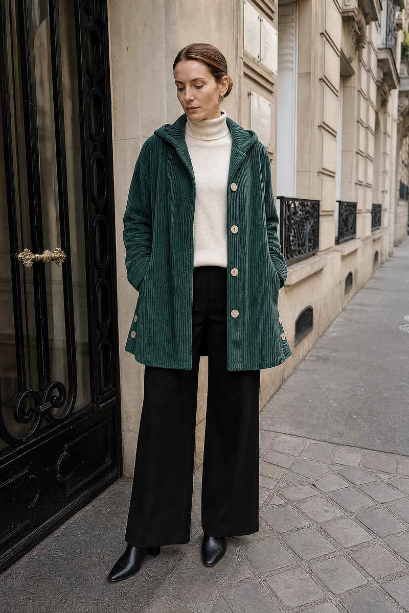 SOFAINE-V7-LIFE-Laura | Corduroy Hooded Jacket in Green, street-style view