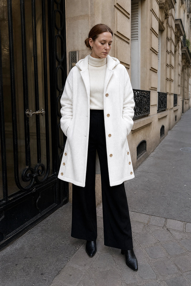 SOFAINE-V7-LIFE-Laura | Corduroy Hooded Jacket in White, street-style view
