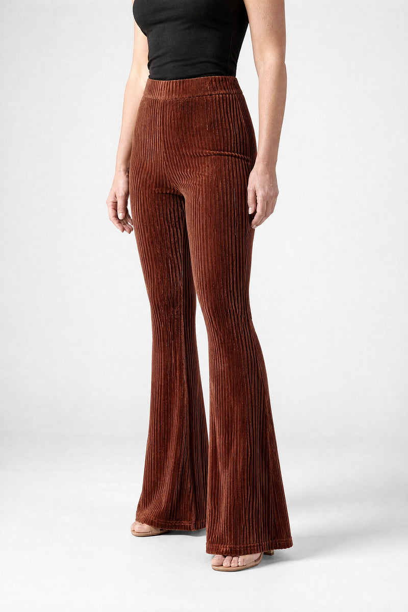 Sofaine Lenora women's leggings in Brown, side view studio shot