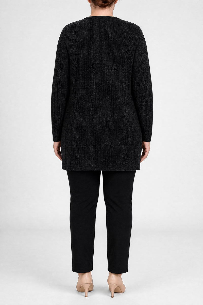 Livia | Lang Cardigan med Knapper i Sort, bagfra