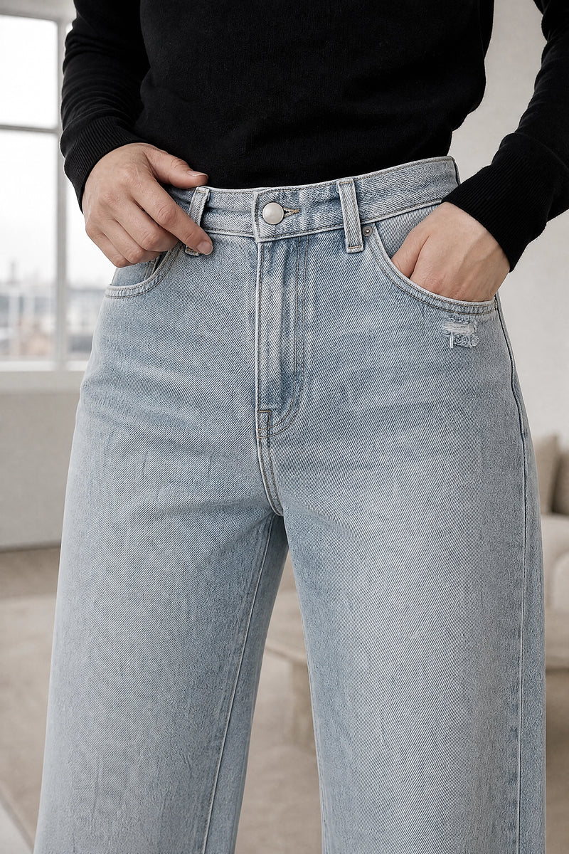 Luz | Wide-Leg Jeans in Peacock Blue, fabric close-up
