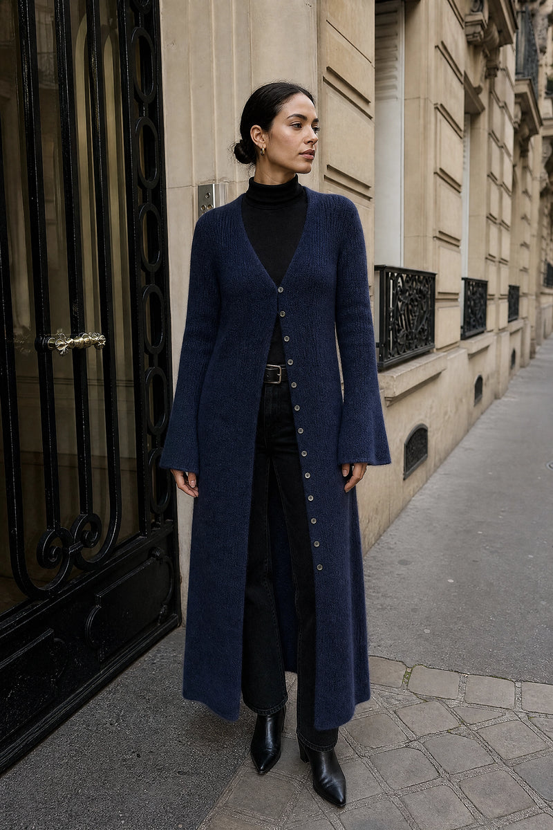 SOFAINE-V7-LIFE-Nadia | V-Neck Sweater Dress in Blue, street-style view